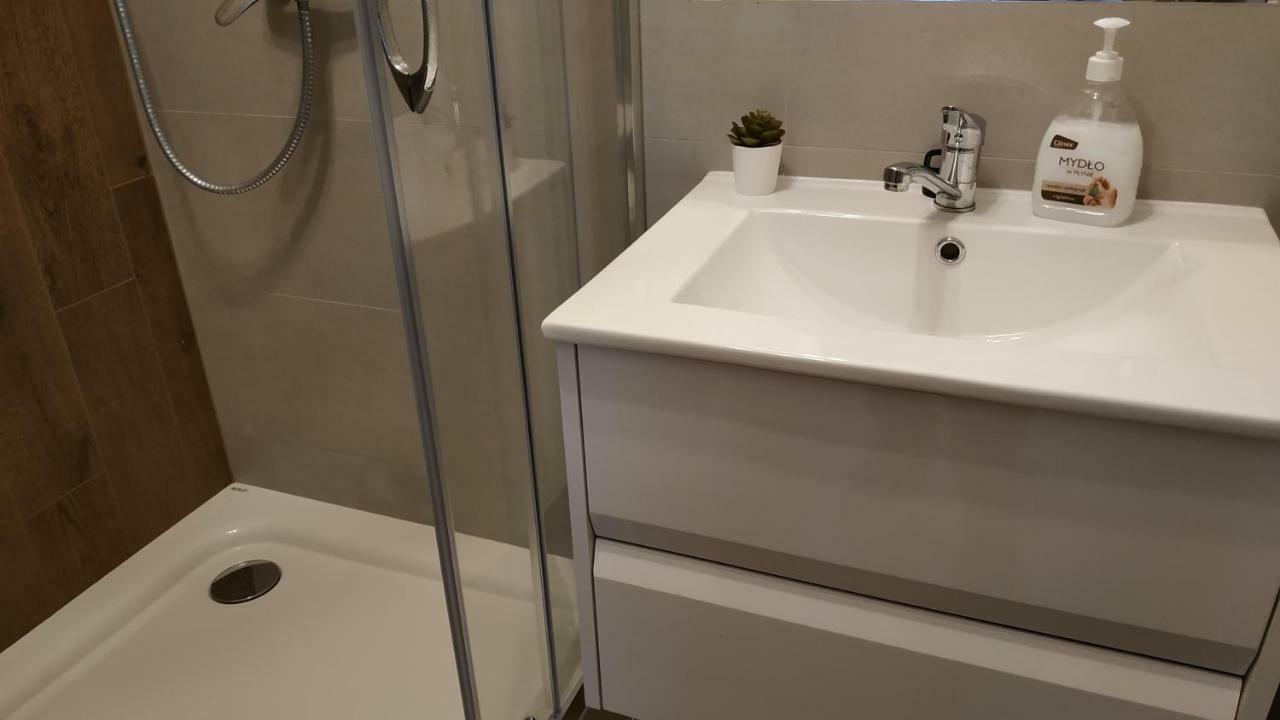 Lukas Guest Rooms Krakau Exterior foto